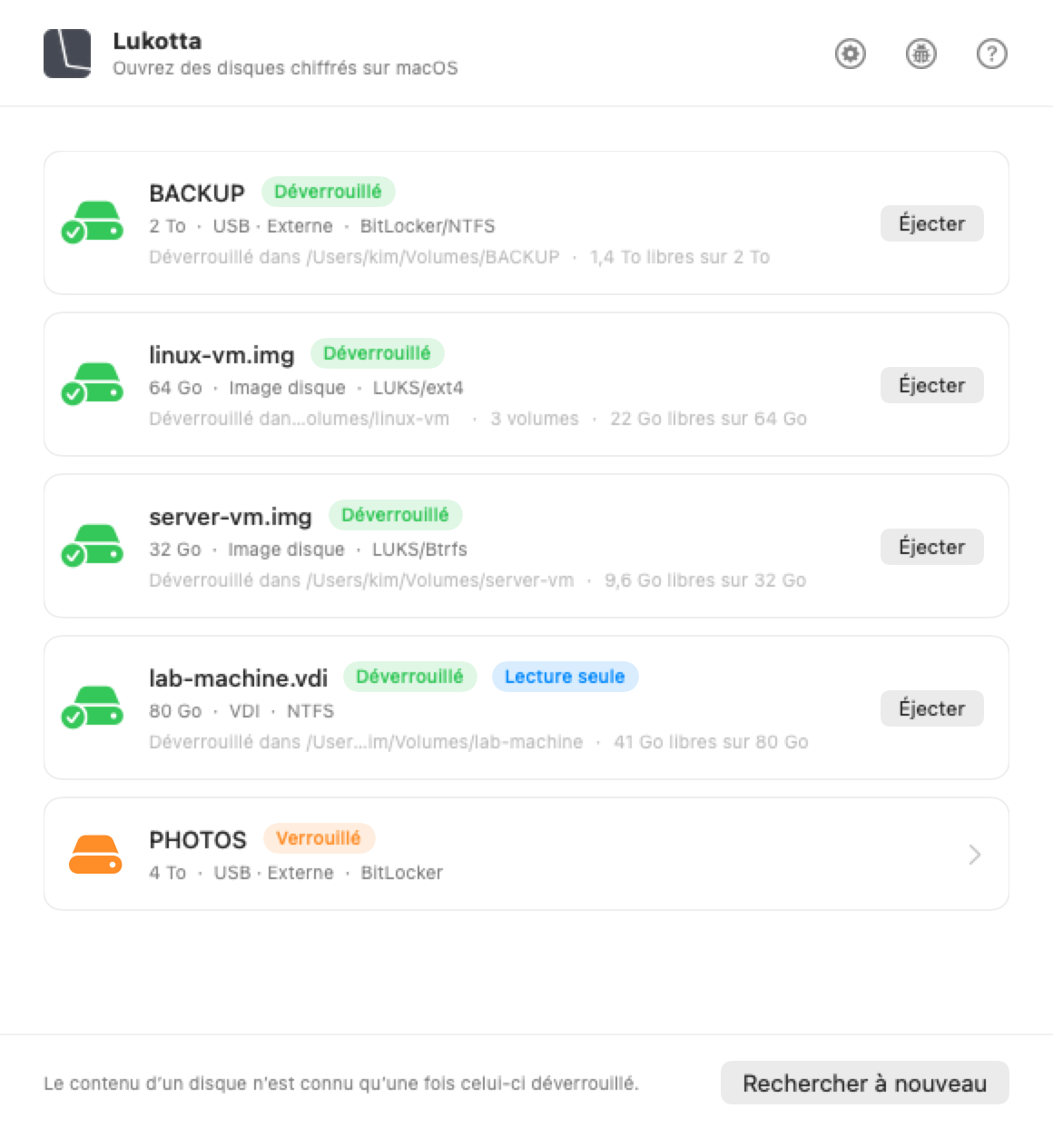 La fenêtre de Lukotta sur macOS, avec la liste des disques connectés au Mac et ce que contient chacun d’eux.