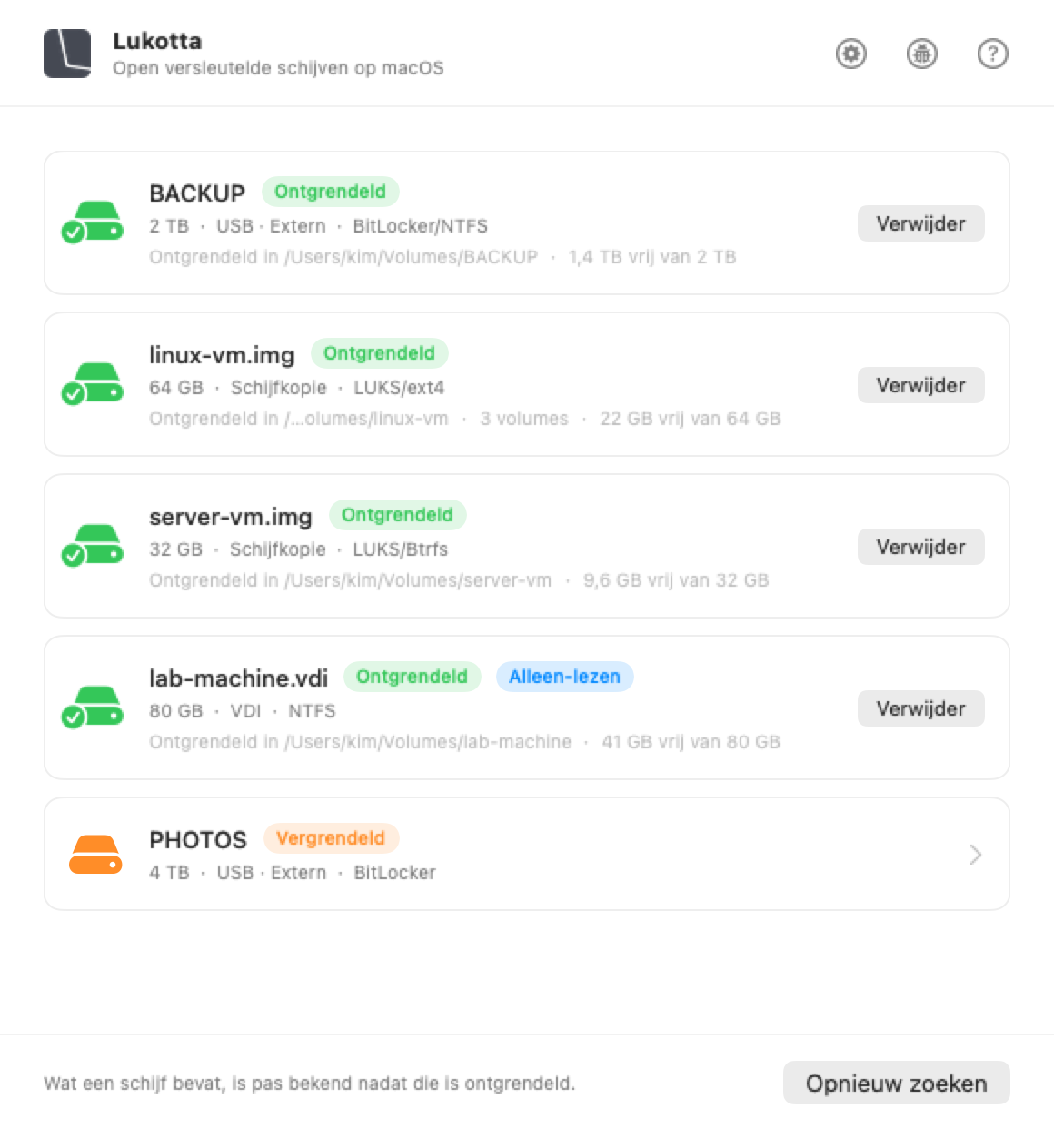 Het venster van Lukotta op macOS, met de schijven die op de Mac zijn aangesloten en wat er op elke schijf staat.
